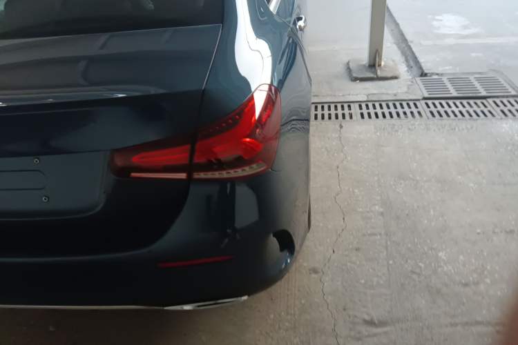 Used Mercedes-Benz A-Class 2019 A 200 L Sport Sedan Exterior 6