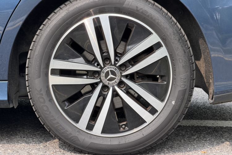 Used Mercedes-Benz A-Class 2019 A 180 L Sport Sedan Exterior 7