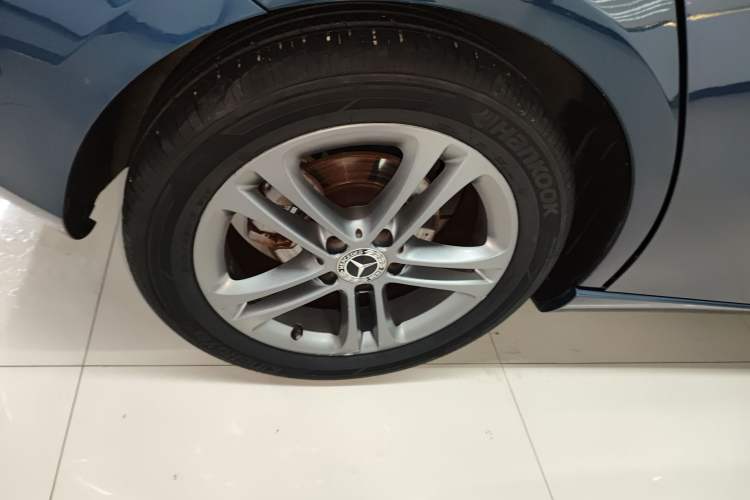 Used Mercedes-Benz A-Class 2019 A 200 Dynamic Edition Exterior 8