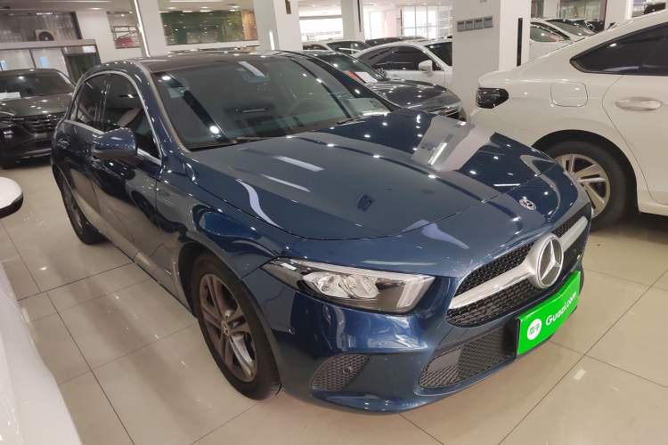 Used Mercedes-Benz A-Class 2019 A 200 Dynamic Edition Front Right 45 Deg
