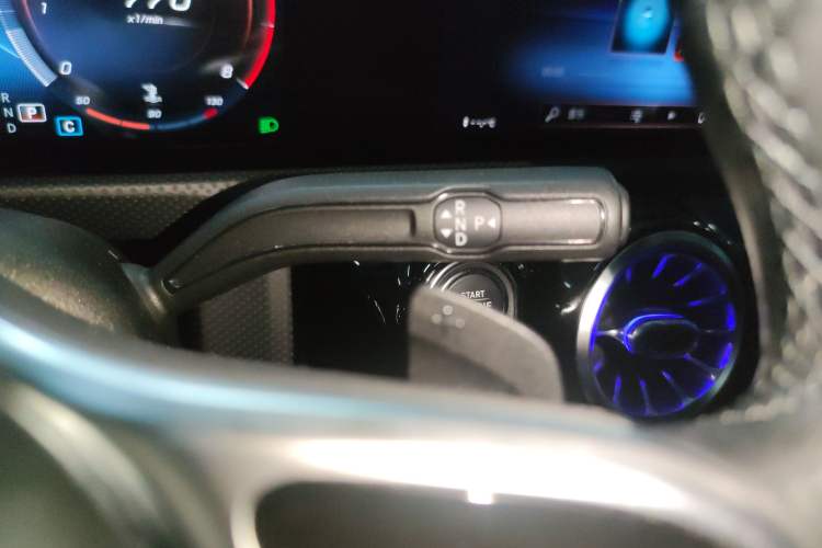 Used Mercedes-Benz A-Class 2019 A 200 Dynamic Edition Gear Lever