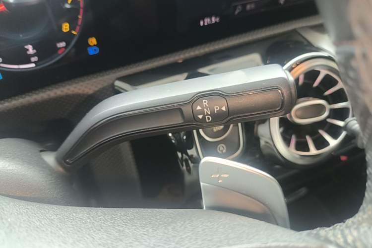 Used Mercedes-Benz A-Class 2019 A 200 L Sport Sedan Gear Lever