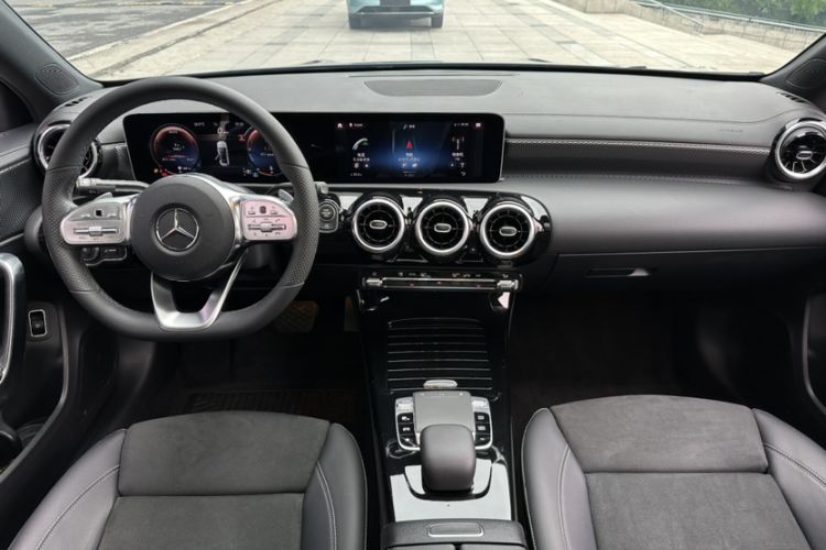 Used Mercedes-Benz A-Class 2019 Restyled A 200 L Sport Sedan Interior 11