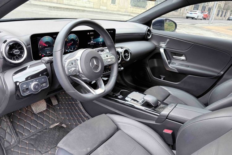 Used Mercedes-Benz A-Class 2019 A 200 L Sport Sedan Interior 11
