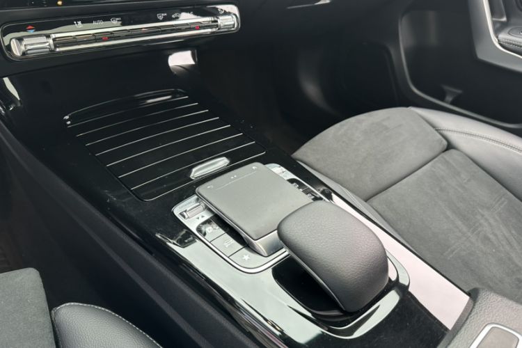 Used Mercedes-Benz A-Class 2019 Restyled A 200 L Sport Sedan Interior 4