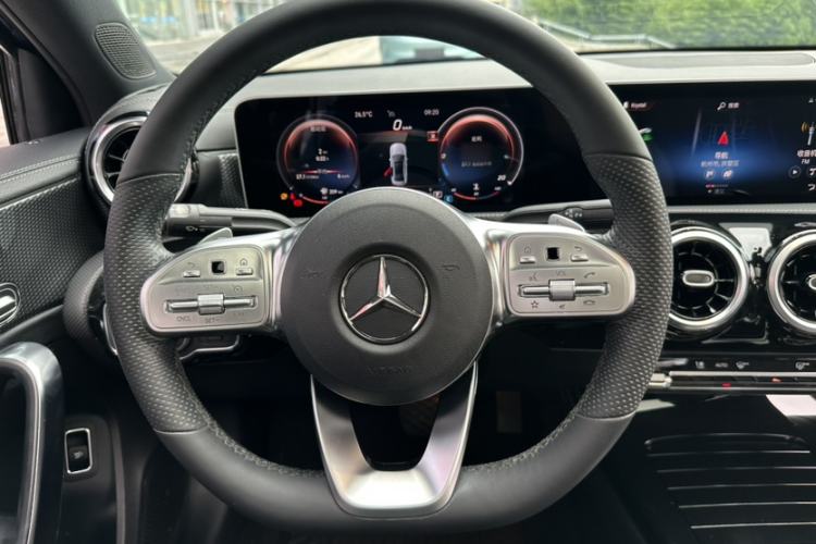 Used Mercedes-Benz A-Class 2019 Restyled A 200 L Sport Sedan Interior 7