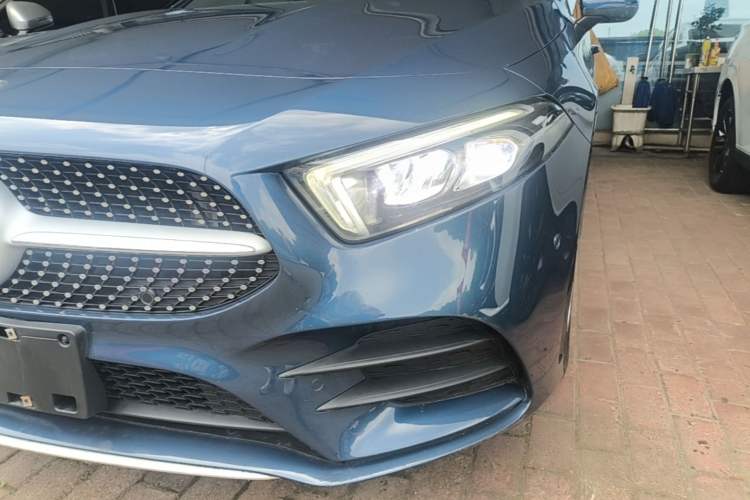 Used Mercedes-Benz A-Class 2019 A 200 L Sport Sedan Left Front Headlight