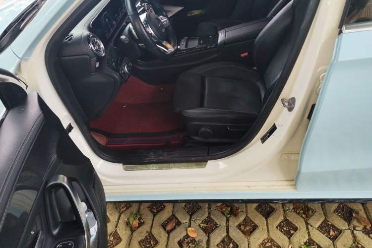 Used Mercedes-Benz A-Class 2019 A 180 L Sport Sedan Left Front Seat