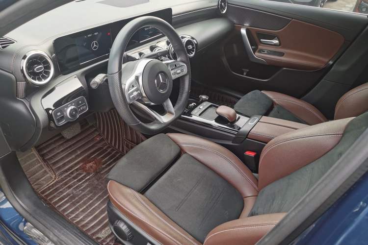 Used Mercedes-Benz A-Class 2019 A 180 L Sport Sedan Left Front Seat