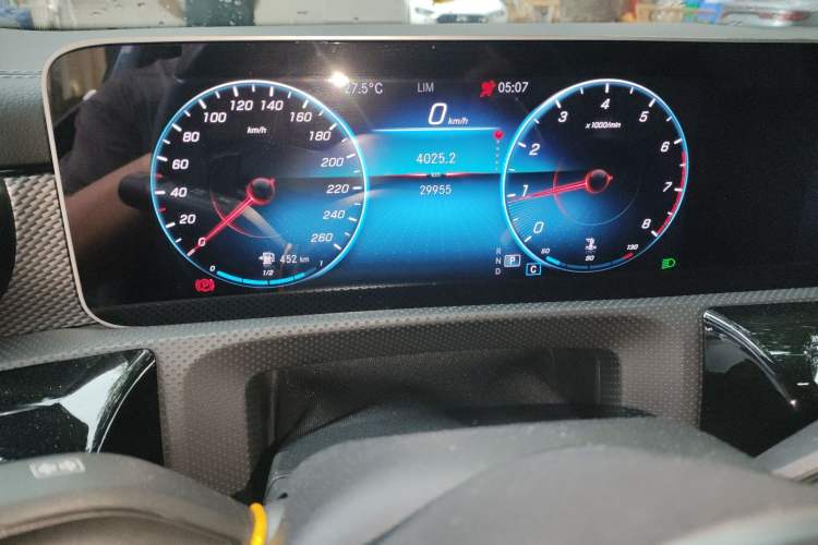 Used Mercedes-Benz A-Class 2019 A 200 L Odometer Close Up