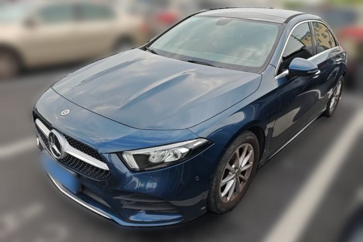 Used Mercedes-Benz A-Class 2019 Restyled A 200 L Sport Sedan Guazi used car, China used car export, Used car for sale, Used Mercedes-Benz cars, Cheapest cars for sale
