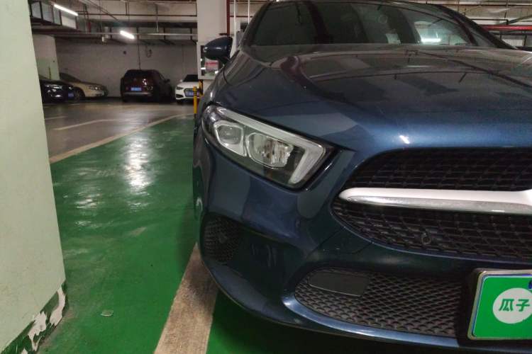 Used Mercedes-Benz A-Class 2019 A 200 Dynamic Edition Right Front Headlight