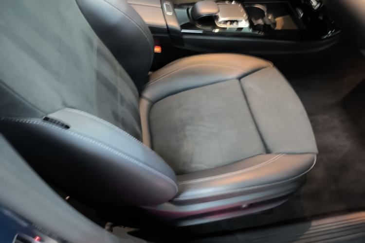 Used Mercedes-Benz A-Class 2019 Restyled A 200 L Sport Sedan Right Front Seat