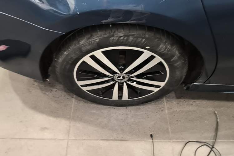 Used Mercedes-Benz A-Class 2019 A 180 L Sport Sedan Right Rear Wheel Hub