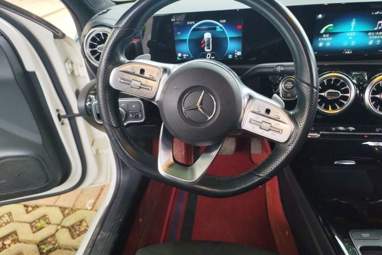 Used Mercedes-Benz A-Class 2019 A 180 L Sport Sedan Steering Wheel