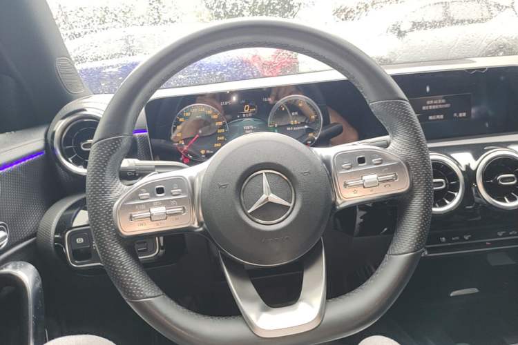 Used Mercedes-Benz A-Class 2019 A 200 L Sport Sedan Steering Wheel