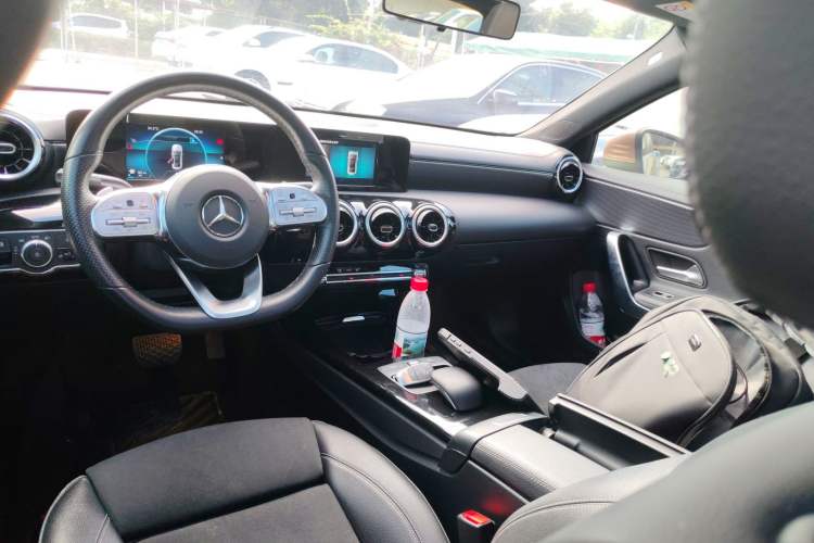 Used Mercedes-Benz A-Class 2019 Restyled A 180 L Sport Sedan Center Console