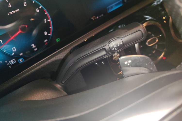 Used Mercedes-Benz A-Class 2019 A 200 L Sport Sedan Gear Lever