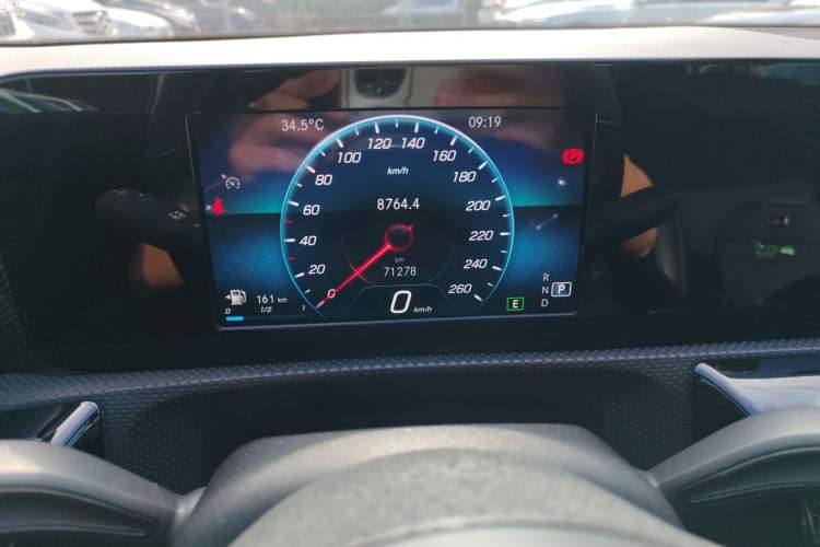 Used Mercedes-Benz A-Class 2019 Restyled A 180 L Sport Sedan Instrument Cluster