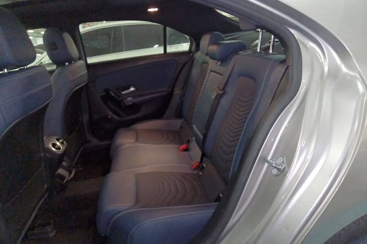 Used Mercedes-Benz A-Class 2019 A 180 L Interior 1