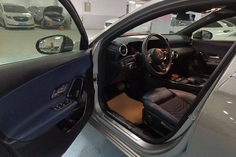 Used Mercedes-Benz A-Class 2019 A 180 L Interior 2