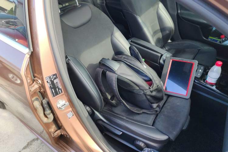 Used Mercedes-Benz A-Class 2019 Restyled A 180 L Sport Sedan Right Front Seat