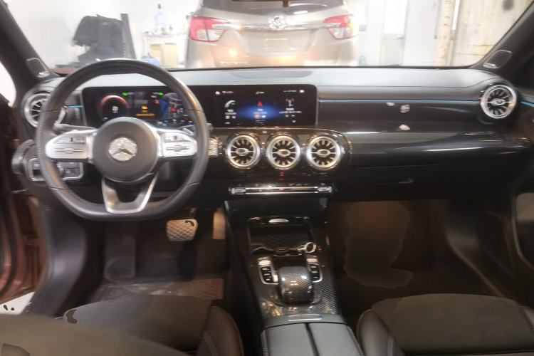 Used Mercedes-Benz A-Class 2019 Restyled A 200 L Sport Sedan Center Console