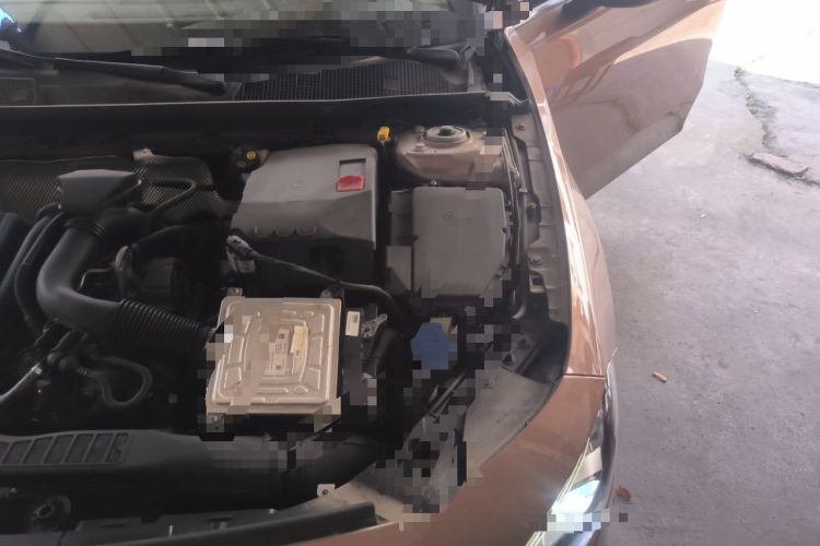 Used Mercedes-Benz A-Class 2019 Restyled A 200 L Sport Sedan Engine Bay Left