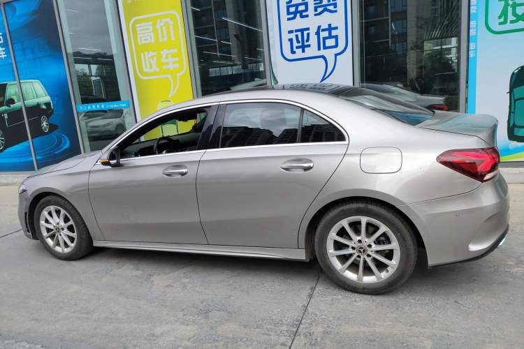Used Mercedes-Benz A-Class 2019 A 200 L Sport Sedan Exterior 3