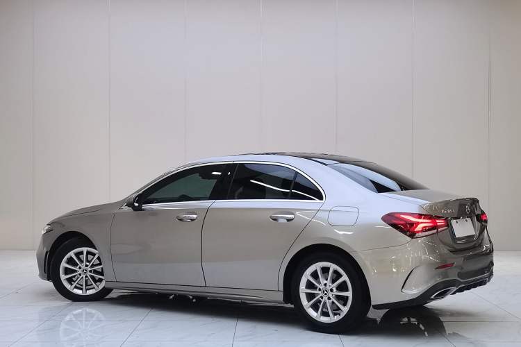 Used Mercedes-Benz A-Class 2019 A 200 L Sport Sedan Exterior 5