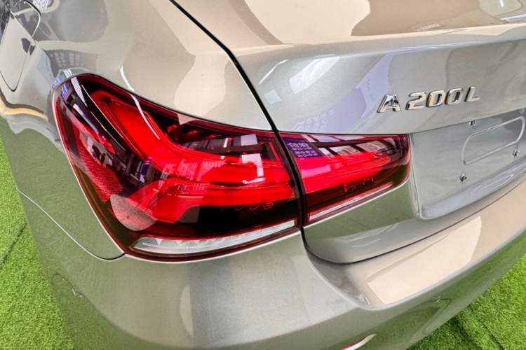 Used Mercedes-Benz A-Class 2019 A 200 L Sport Sedan Exterior 9