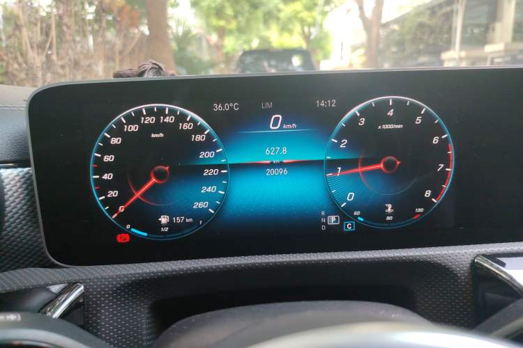 Used Mercedes-Benz A-Class 2019 A 200 L Instrument Cluster