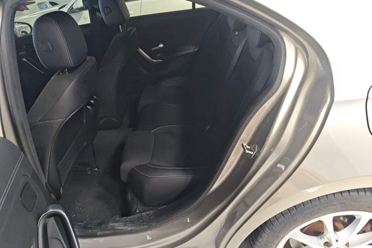 Used Mercedes-Benz A-Class 2019 A 200 L Sport Sedan Interior 1