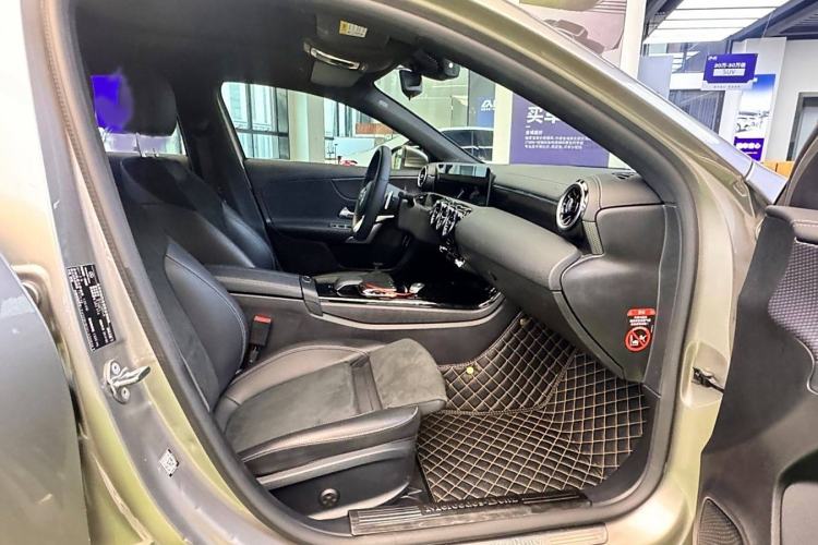 Used Mercedes-Benz A-Class 2019 A 200 L Sport Sedan Interior 5