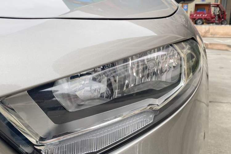 Used Mercedes-Benz A-Class 2019 A 180 L Sport Sedan Left Front Headlight