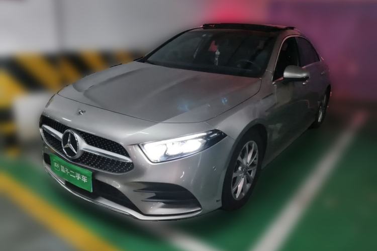 Ojetý Mercedes-Benz A-Class 2019 Restyled A 200 L Sport Sedan Guazi used car, China used car export, Used car for sale, Used  cars, Cheapest cars for sale