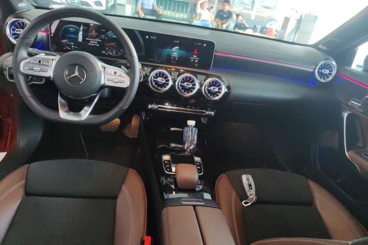 Used Mercedes-Benz A-Class 2019 A 200 L Sport Sedan Center Console