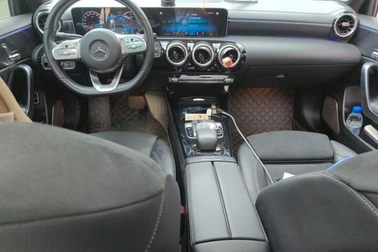 Used Mercedes-Benz A-Class 2019 A 200 L Sport Sedan Center Console
