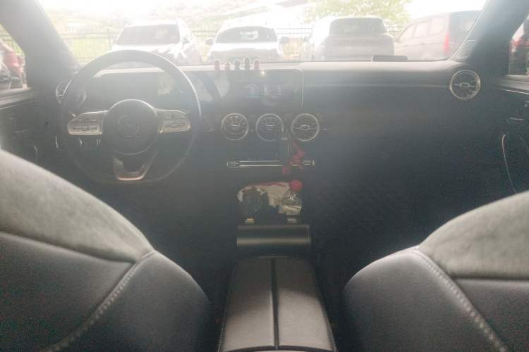 Used Mercedes-Benz A-Class 2019 Restyled A 200 L Sport Sedan Center Console