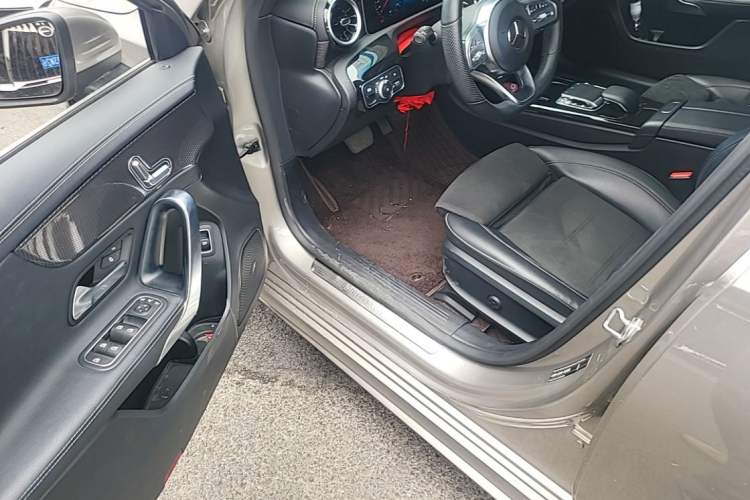 Used Mercedes-Benz A-Class 2019 A 200 L Sport Sedan Driver Seat