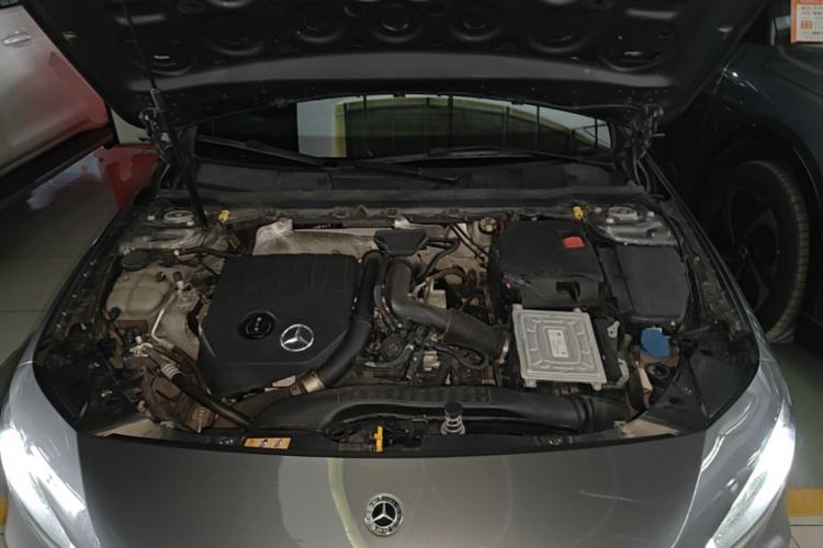 Used Mercedes-Benz A-Class 2019 A 200 Fashion Model Engine Bay