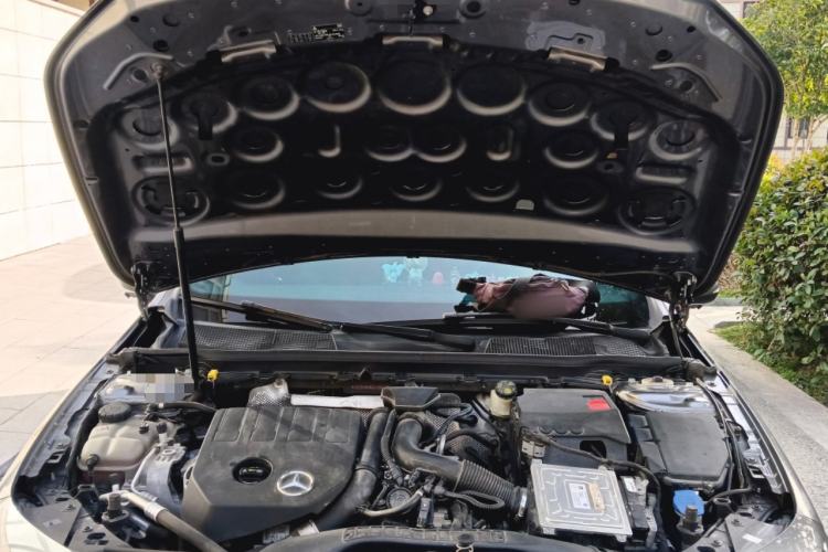 Used Mercedes-Benz A-Class 2019 A 200 Dynamic Edition Engine Bay
