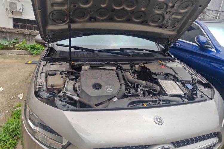 Used Mercedes-Benz A-Class 2019 A 180 L Sport Sedan Engine Bay Right