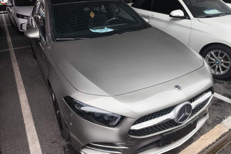 Used Mercedes-Benz A-Class 2019 A 180 L Exterior 1