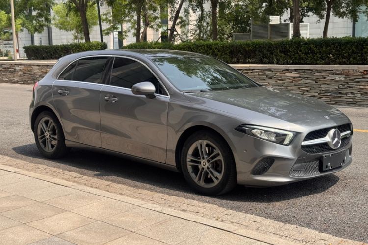 Used Mercedes-Benz A-Class 2019 A 200 Dynamic Edition Exterior 2