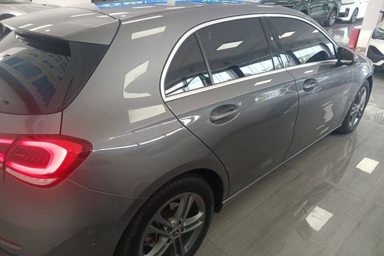 Used Mercedes-Benz A-Class 2019 A 200 Dynamic Edition Exterior 3