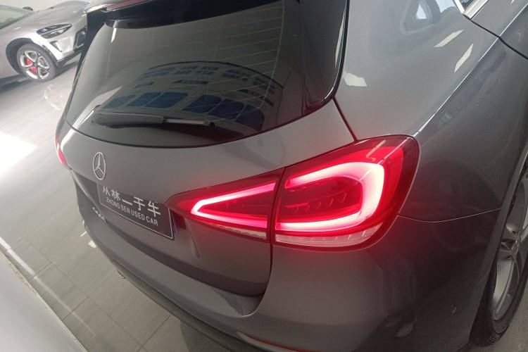 Used Mercedes-Benz A-Class 2019 A 200 Dynamic Edition Exterior 4