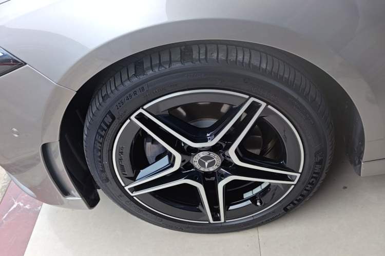 Used Mercedes-Benz A-Class  Exterior 4