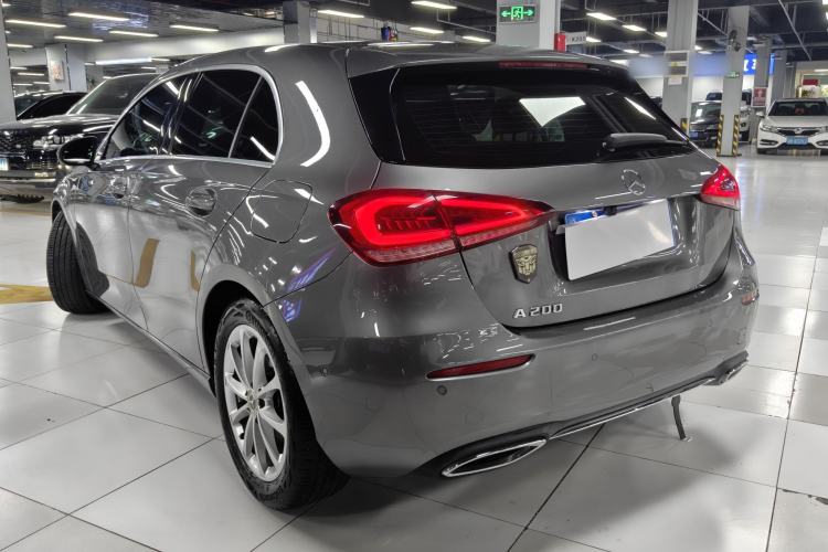 Used Mercedes-Benz A-Class 2019 A 200 Fashion Model Exterior 6