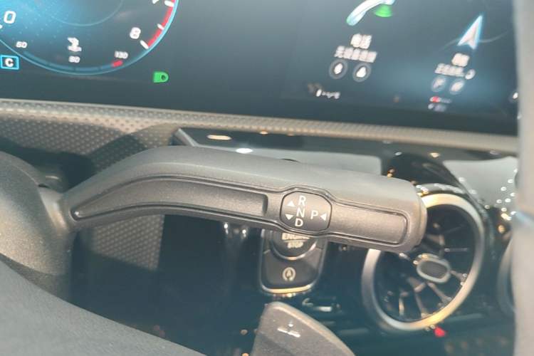 Used Mercedes-Benz A-Class 2019 Revised A 200 L Gear Lever